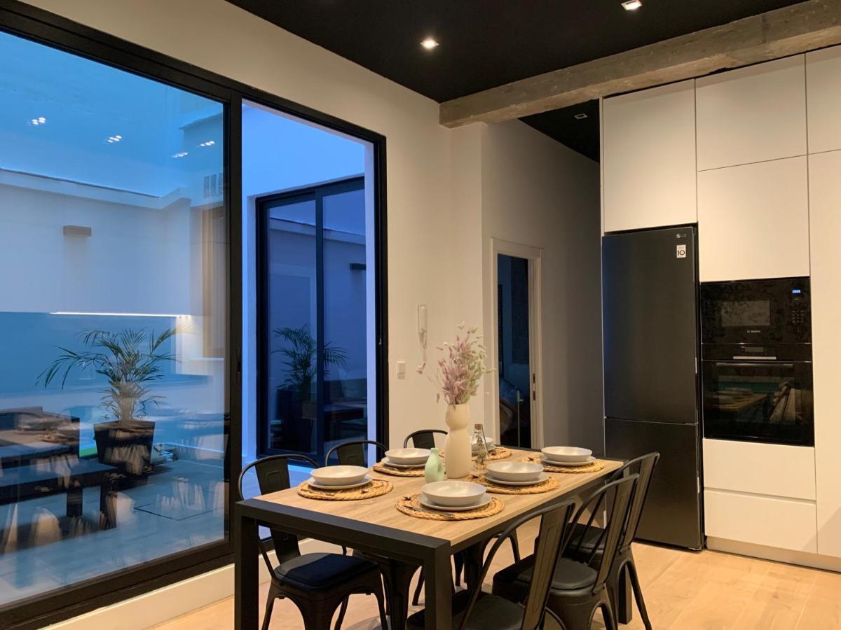 La Reina Beach Rooms 발렌시아 외부 사진