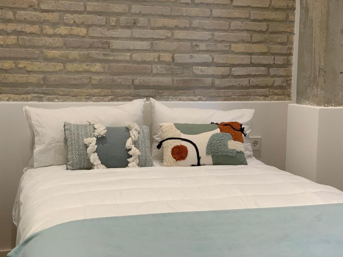 La Reina Beach Rooms 발렌시아 외부 사진