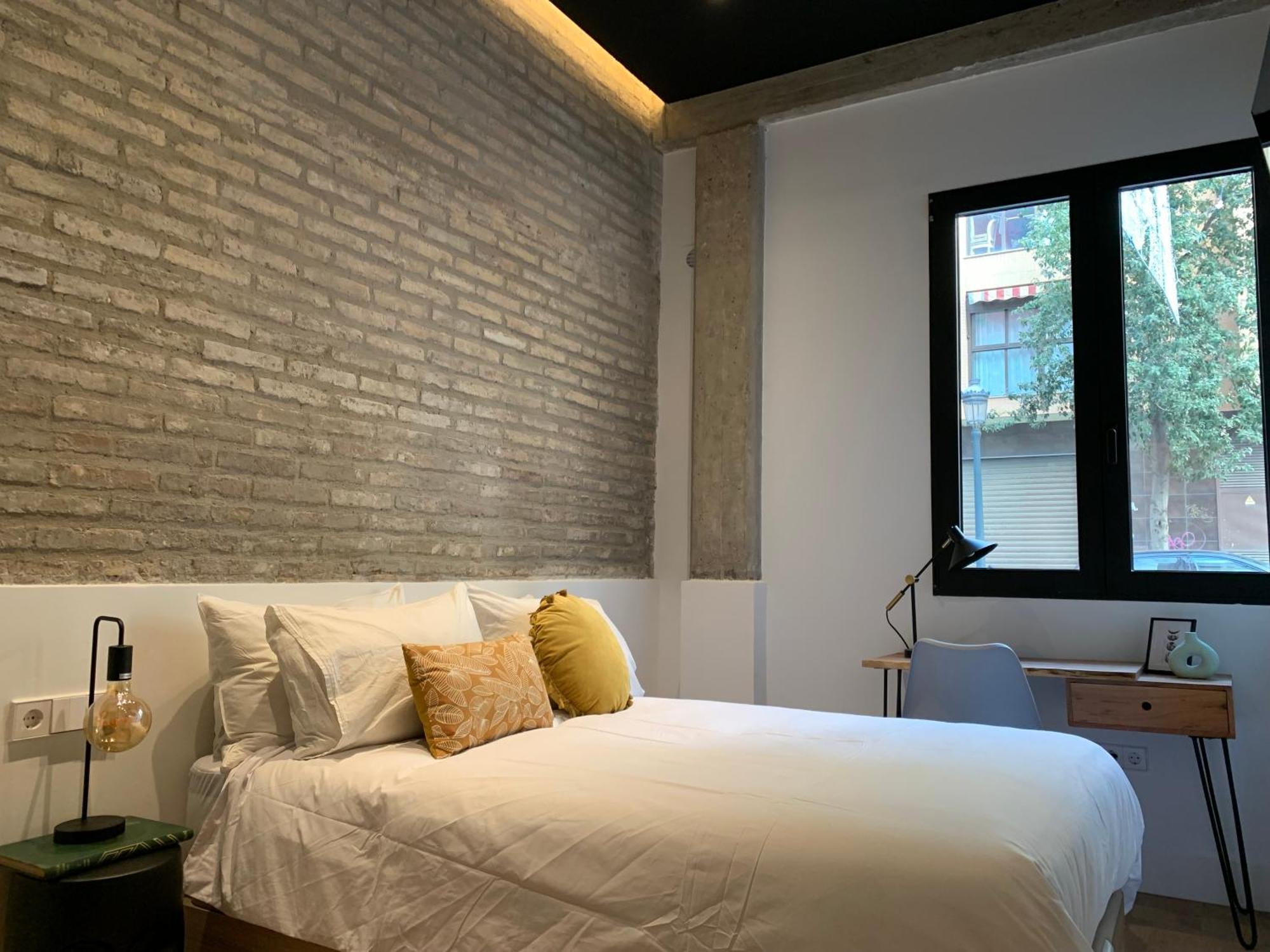 La Reina Beach Rooms 발렌시아 외부 사진