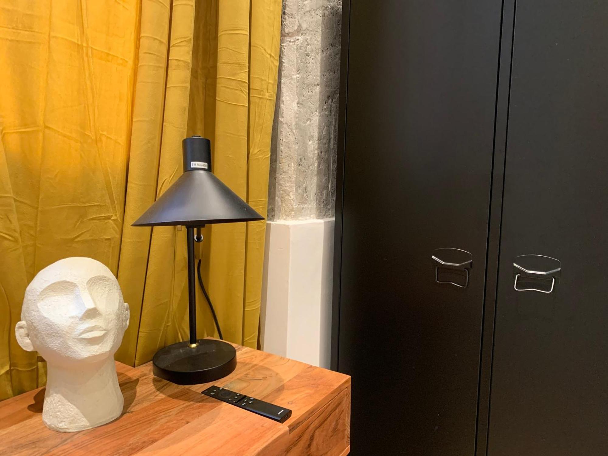 La Reina Beach Rooms 발렌시아 외부 사진