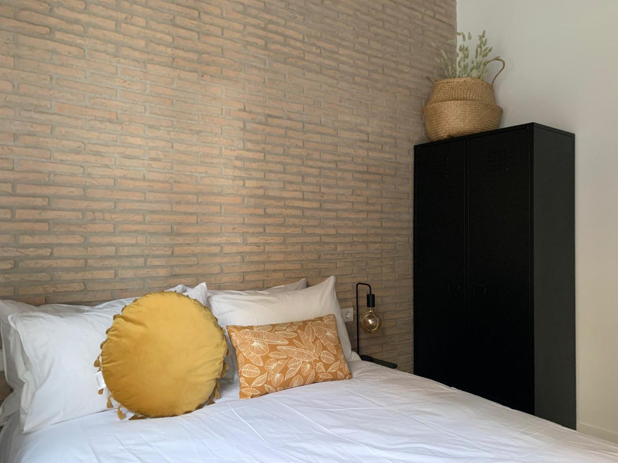 La Reina Beach Rooms 발렌시아 외부 사진